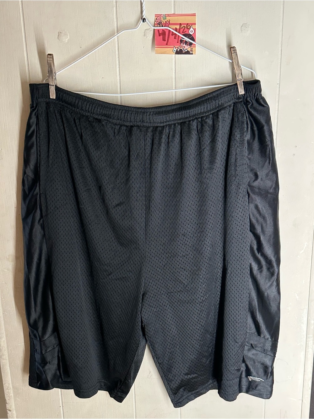 Reebok Black Men’s Athletic Mesh Jogger Shorts